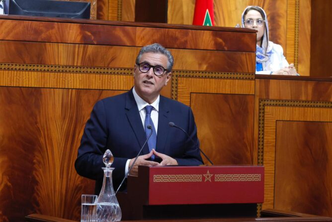 أخنوش يقدم حصيلة الحكومة أمام البرلمان