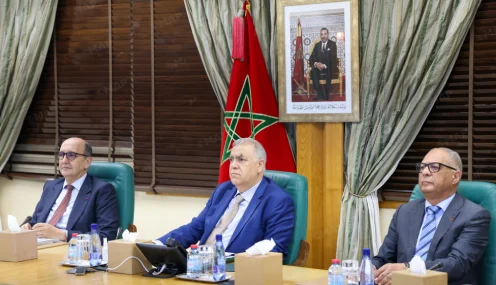 المغرب يجدد دعمه للدول العربية ويُدين الاعتداءات الإيرانية في مجلس وزراء الداخلية العرب