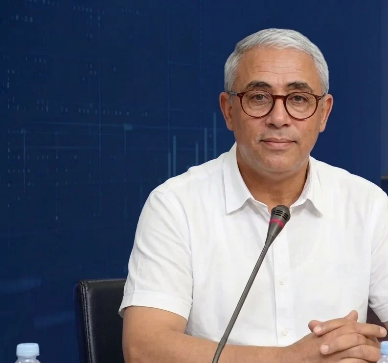 الاتحاد الدولي للصحفيين يهنئ عبد الكبير اخشيشن