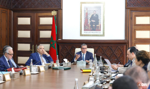 مجلس الحكومة يصادق على مرسومين لتأطير تمويل الحملات الانتخابية