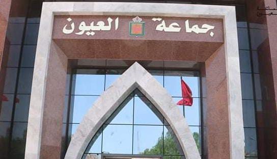 جماعة العيون الترابية … تشدد على ضرورة توفر رخص السكن أو المطابقة قبل استغلال المحلات التجارية  