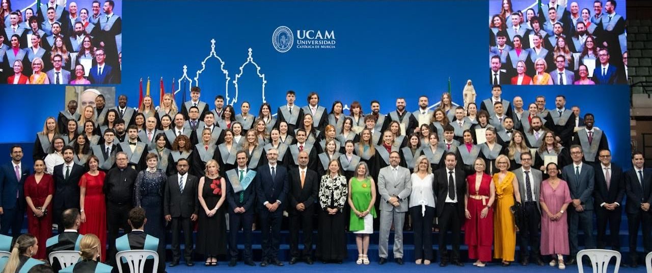 جامعة سان انطونيو الكاثوليكية… تكرم الجروان رئيس المجلس العالمي للتسامح والسلام وتحتفي بتخرج الدفعة الأولى لطلاب الماجستير التسامح والسلام