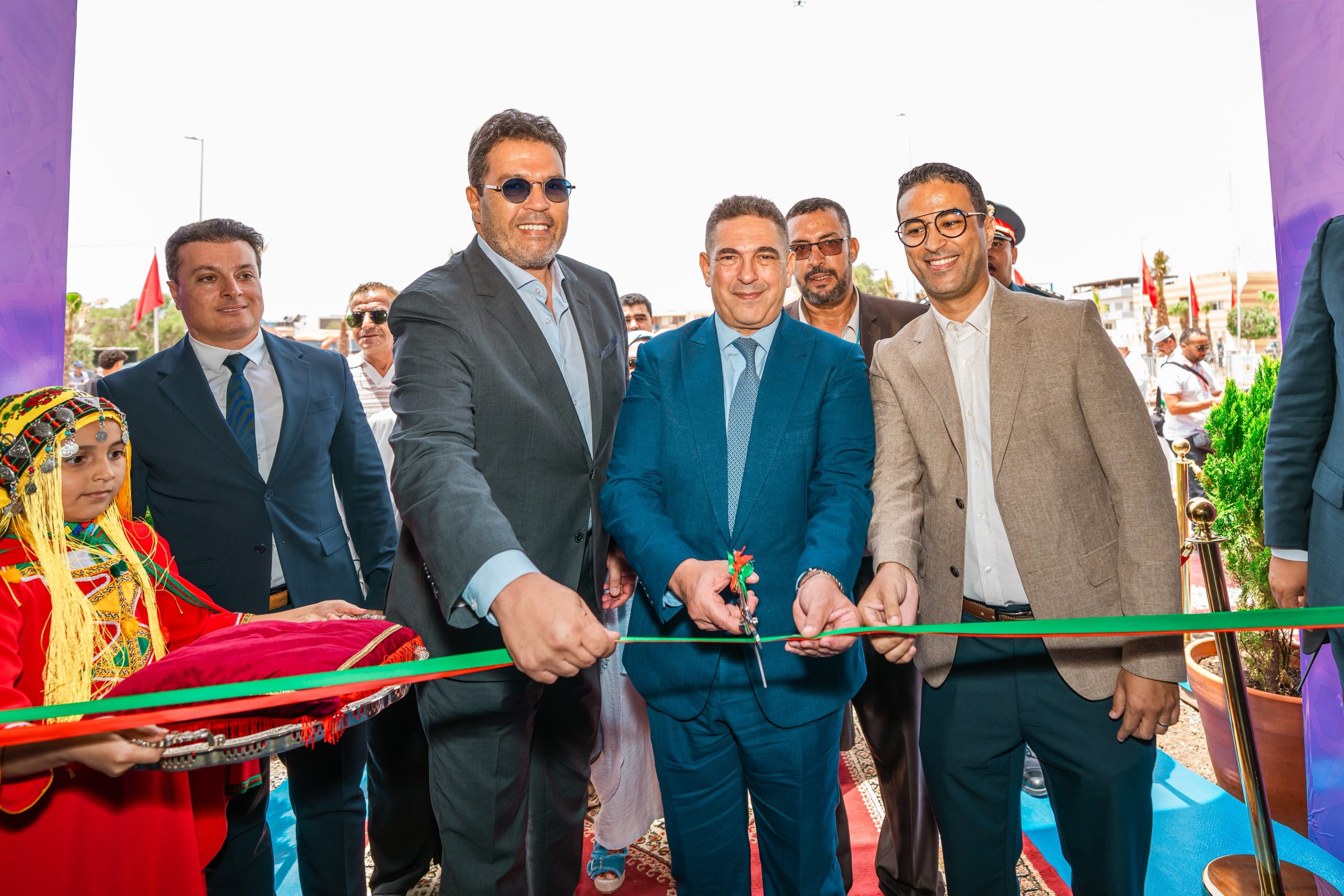 والي جهة سوس ماسة يفتتح الدورة الرابعة لمعرض “إمي ودار تامري” لدعم المنتوجات المجالية والصناعة التقليدية