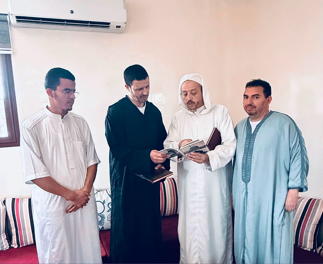 المدرب الوطني جمال السلامي يحل ضيفاً على المدرسة العلمية العتيقة بتازروالت