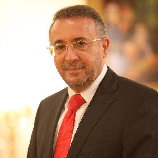 فيصل القاسمي ينتقد قضية أستاذ « الجنس مقابل النقط » بتطوان.