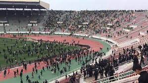 منافسات كأس العرش لكرة القدم..أعمال شغب تتسبب في خسائر مادية وجروح متفاوتة الخطورة وتعييب وتكسير عدد من المركبات