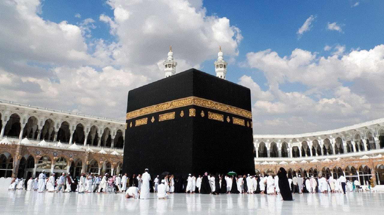 موسم الحج يتجاوز التحديات