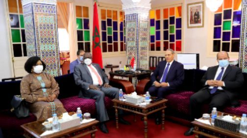 رئيس برلمان “سيدياو” يشيد بالدينامية التنموية في الصحراء المغربية