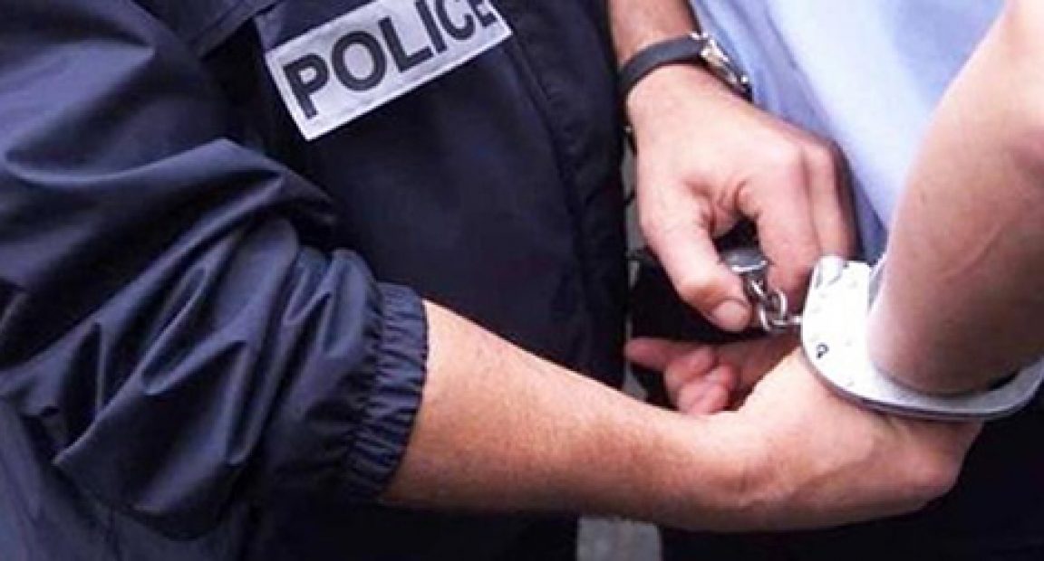 توقيف شخص موضوع مذكرة بحث وطنية تتعلق بقضايا الاحتيال وانتحال صفة ينظمها القانون