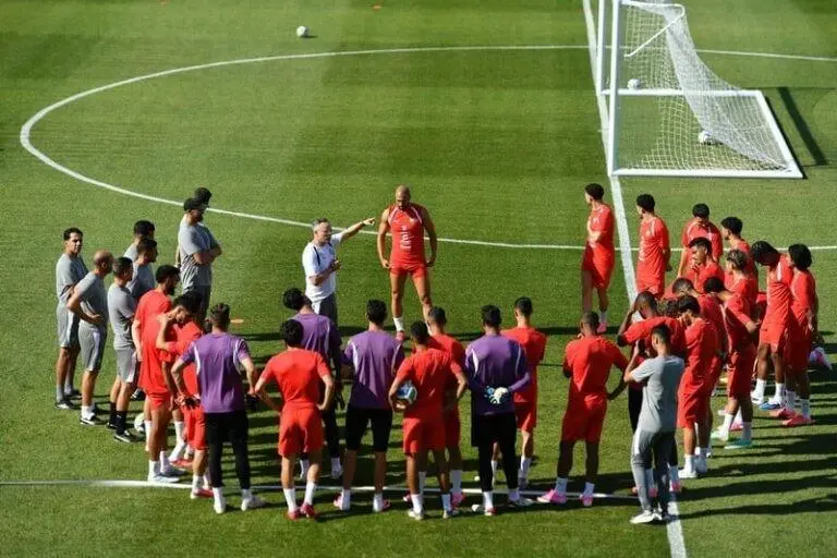 المنتخب المغربي يختتم معسكره بأمريكا قبل مواجهة هولندا
