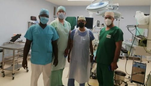 الغابون .. انطلاق قافلة طبية جراحية من تنظيم الجمعية المغربية لجراحة المسالك البولية بالمنظار