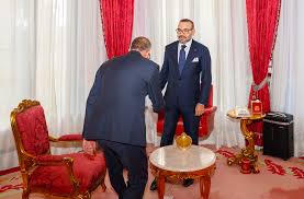 بلاغ للديوان الملكي..جلالة الملك يعين فوزي لقجع رئيسا ل ” لجنة كأس العالم 2030 “.