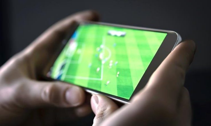تطبيقات مزيفة تهدد عشاق الرياضة