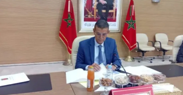 المجلس الإقليمي العيون يصادق بالإجماع على ميزانية 2026 ويضع التعليم في صلب أولوياته