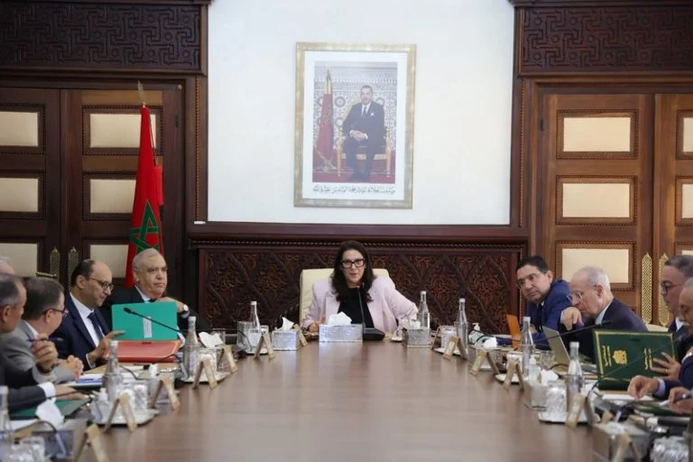 الحكومة تصادق على مشروع قانون مالية 2027
