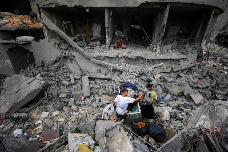 مقتل 6 فلسطينيين في هجمات إسرائيلية على غزة