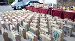 البحرية الملكية ..حجز أزيد من ثلاثة أطنان ونصف من مخدر الشيرا في عرض المتوسط