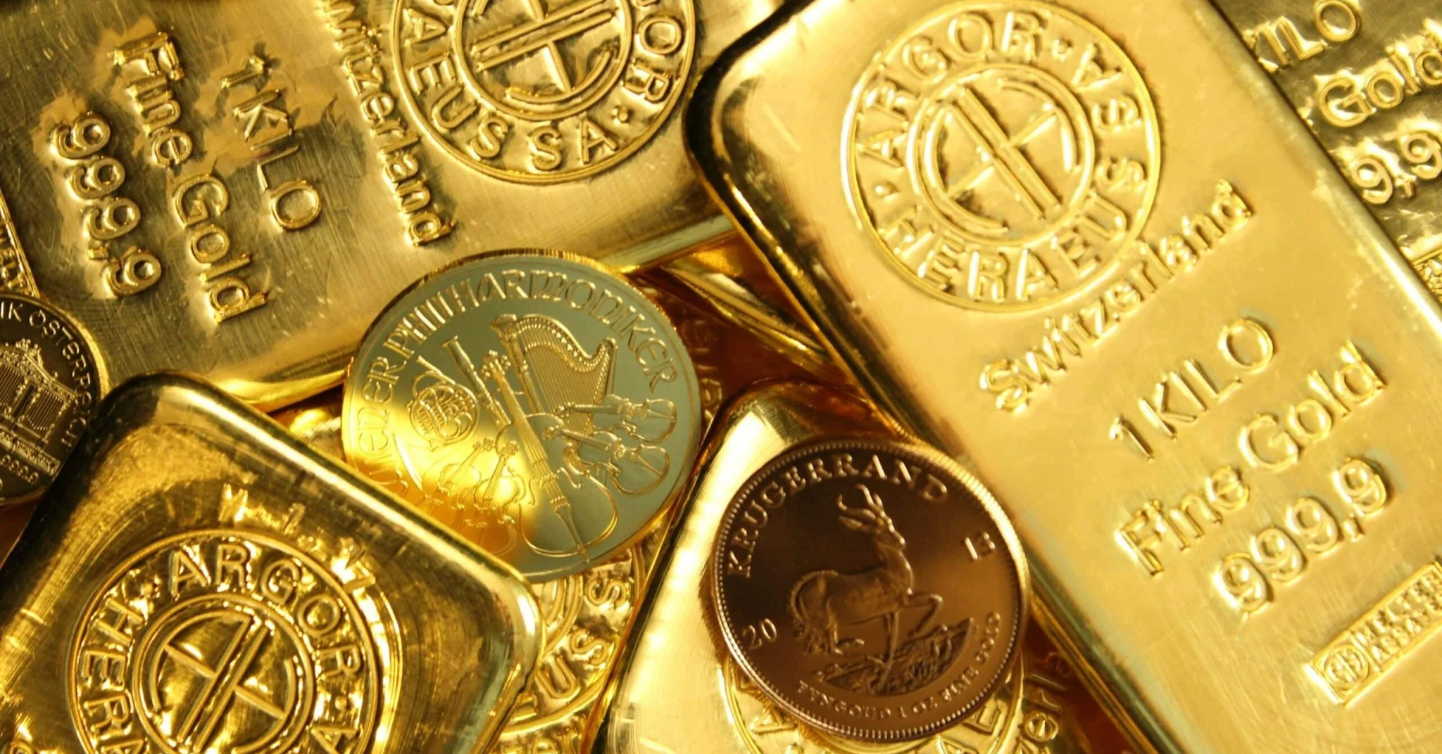 الذهب يبلغ أعلى مستوى في سبعة أسابيع