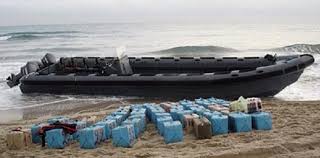 لعرائش.. حجز طن و20 كلغ من مخدر الشيرا بعد إفشال عملية للتهريب الدولي للمخدرات