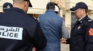 توقيف مفتش شرطة وسيدة لتورطهما في شبهة التزوير