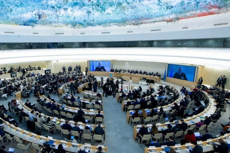 المجلس الوطني يستعرض تجربته في التربية على حقوق الإنسان